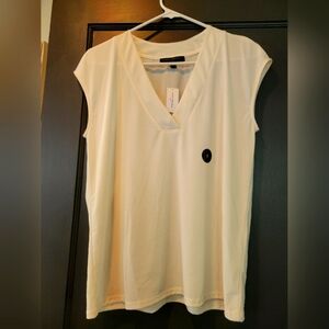 Banana republic v neck shirt